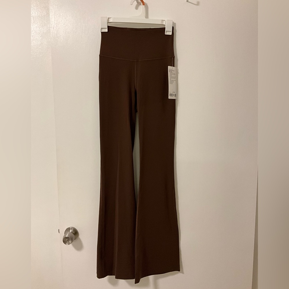 Lululemon groove flare pant SHR NWT java size 4.